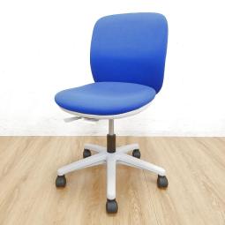 【11脚入荷】内田洋行の人気チェア入荷！中古　OAチェア　オフィスチェア　事務椅子　テレワーク　エニーザ　ブルー【T12】