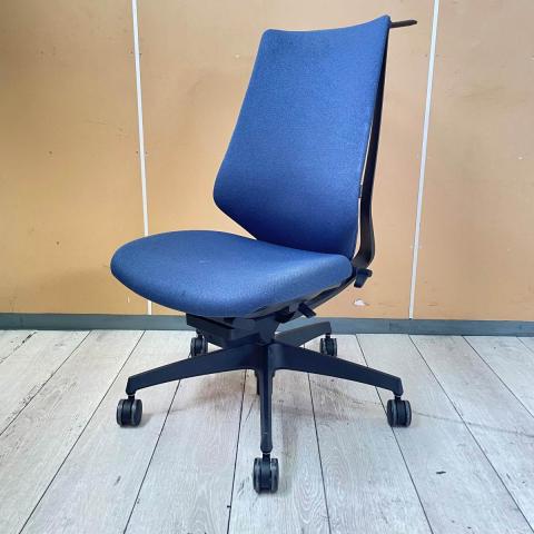 【中古】デュオラ クッション  コクヨ（KOKUYO） 肘無ハイバックチェア