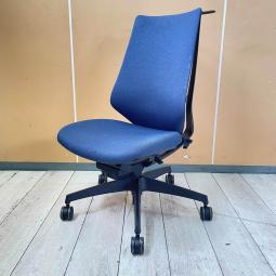 【心地よい座り心地とスタイリッシュなデザインが人気です！】■コクヨ（KOKUYO）　デュオラ（Duora）チェア　ハイバック　■クッションタイプ　■肘無し　コートハンガー付き　■ターコイズ【体格差に応じた最適サポートを実現！】【T12】