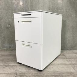 【フリーアドレスデスクのお供に！ちょっとした手荷物入れにも！大人気コクヨ製！】■コクヨ（KOKUYO）製　　GTワゴンシリーズ　3段ワゴン　フリアド用　H650mm　■ホワイト 　■シリンダー錠【2511】弊社使用欄【A01047656】