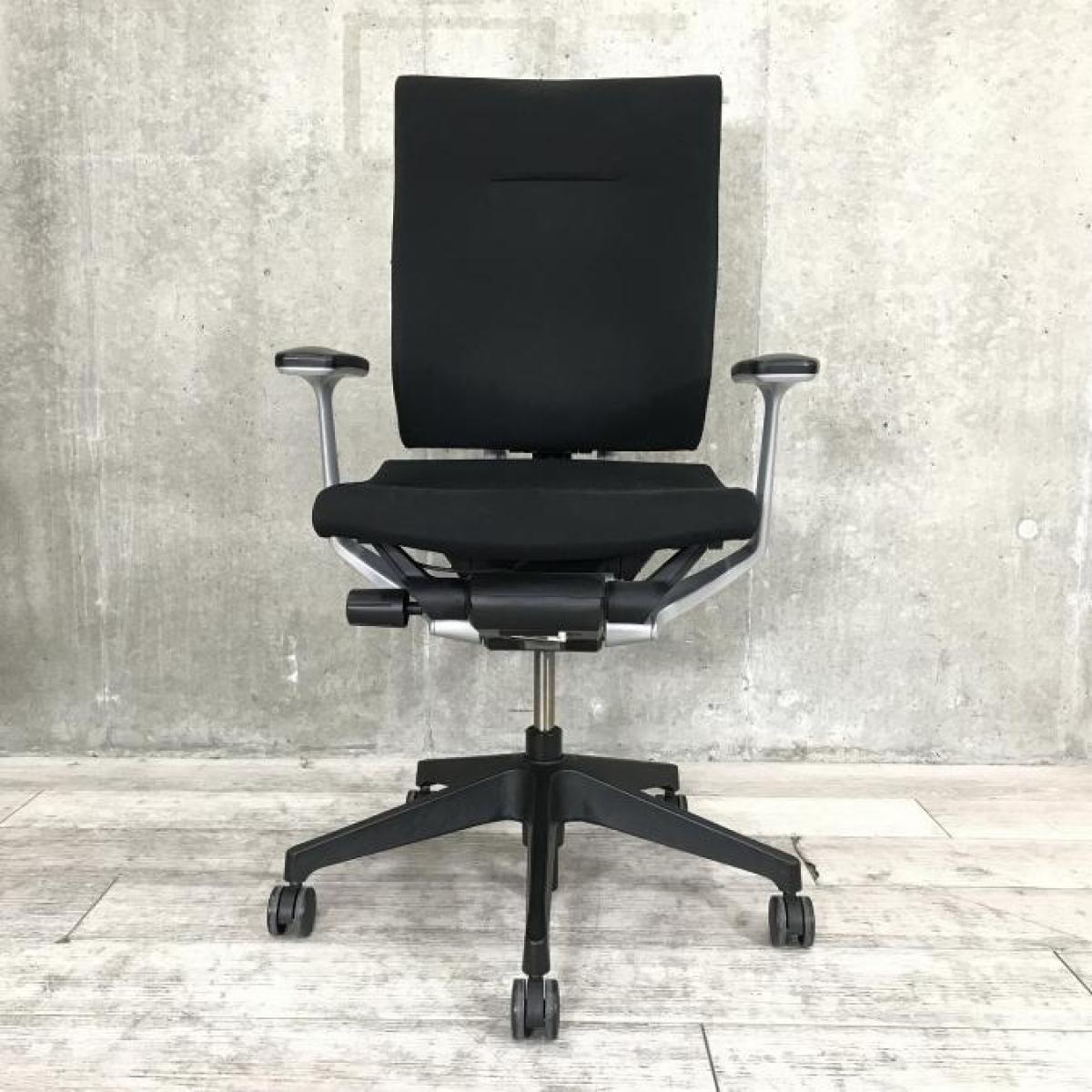 中古】スピーナチェア イトーキ/ITOKI 肘付ハイバックチェア 561541