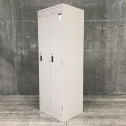 【コンパクトサイズの2人用ロッカー！しっかり収納＆シリンダー錠でセキュリティ面も安心！】■コクヨ(KOKUYO)製　LKロッカーシリーズ　2人用更衣ロッカー　縦型ロッカー　W605×D515㎜　■グレー　■シリンダー錠