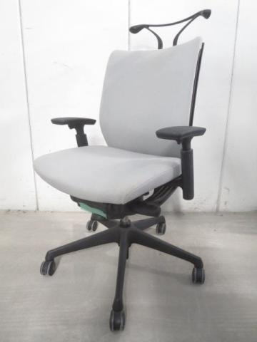 【中古】ヴィスコンテチェア CWC3ZB-FBA3 オカムラ（okamura） 肘付ローバックチェア