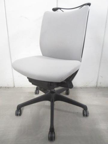 【中古】ヴィスコンテチェア CWA6ZB-FBA3 オカムラ（okamura） 肘無ローバックチェア