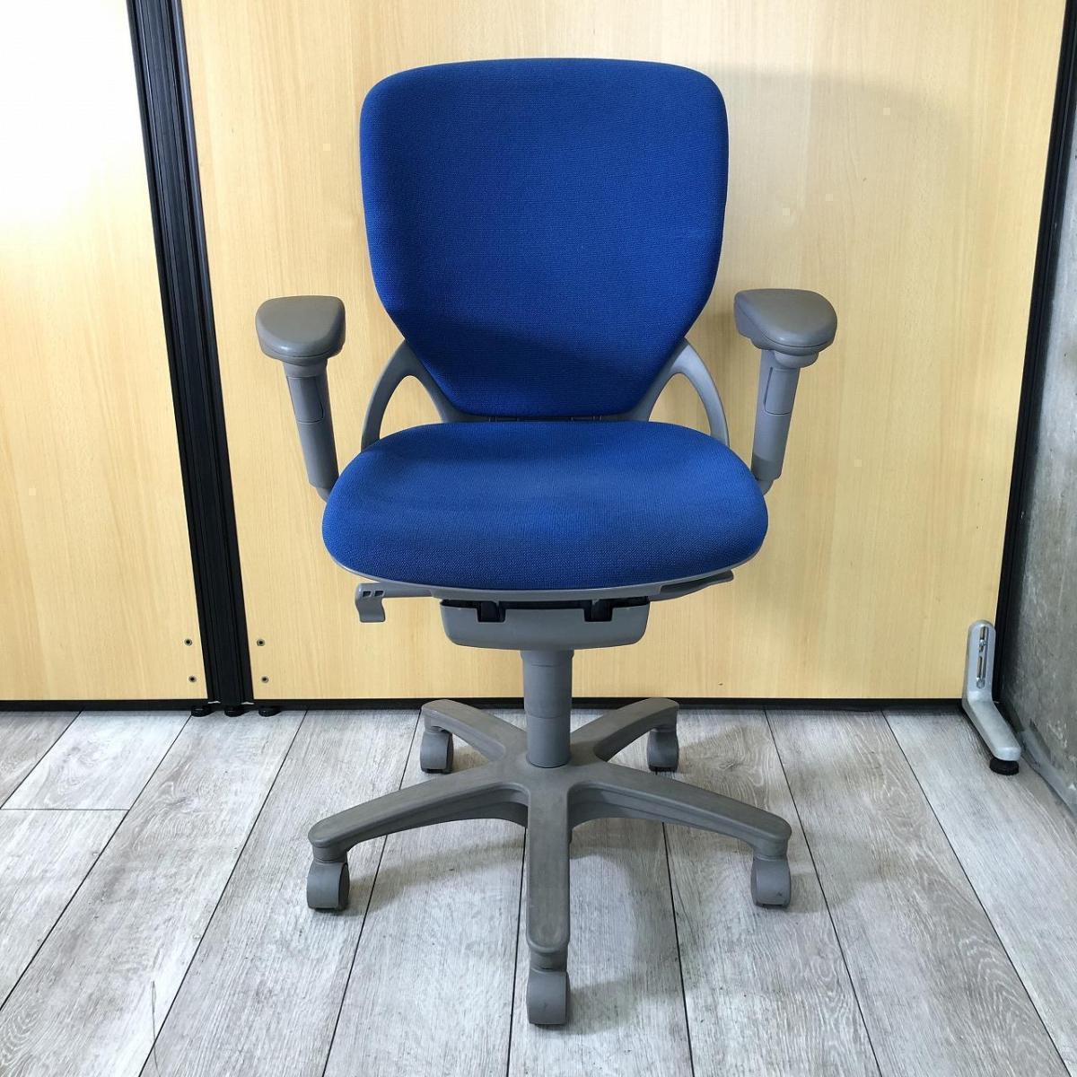 中古】プレーゴチェア イトーキ/ITOKI 肘付ハイバックチェア 561669