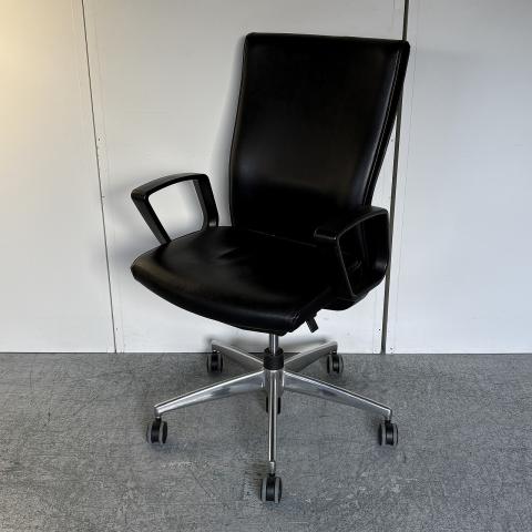 【中古】プント  コクヨ（KOKUYO） 肘付ハイバックチェア