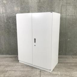 【オフィスの定番！大きく開いて見やすい両開き書庫！】■イトーキ（ITOKI）製　シンラインシリーズ （THIN LINE）　両開き書庫　ローキャビネット　■シリンダー錠　■ホワイト