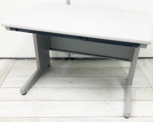 国産大手メーカー、イトーキ製の平机がこの価格！コスパ抜群です！
■イトーキ/CZ/グレー