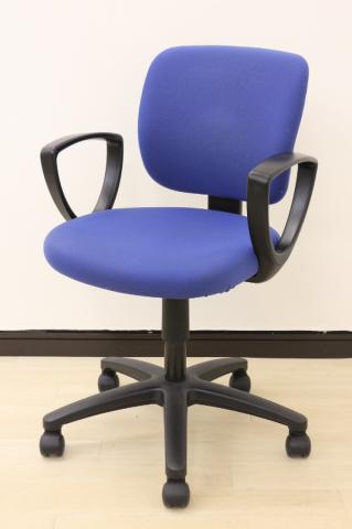 【中古】イーザチェア  コクヨ（KOKUYO） 肘付ローバックチェア