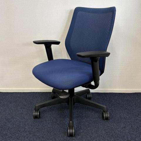 【中古】CG-M メッシュ  オカムラ（okamura） 肘付ローバックチェア