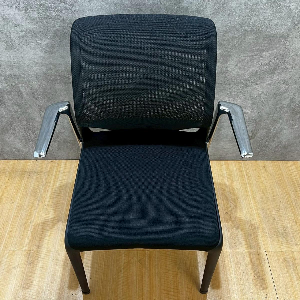 中古】メダスリム vitra/ヴィトラ ミーティングチェア 561879 - 中古