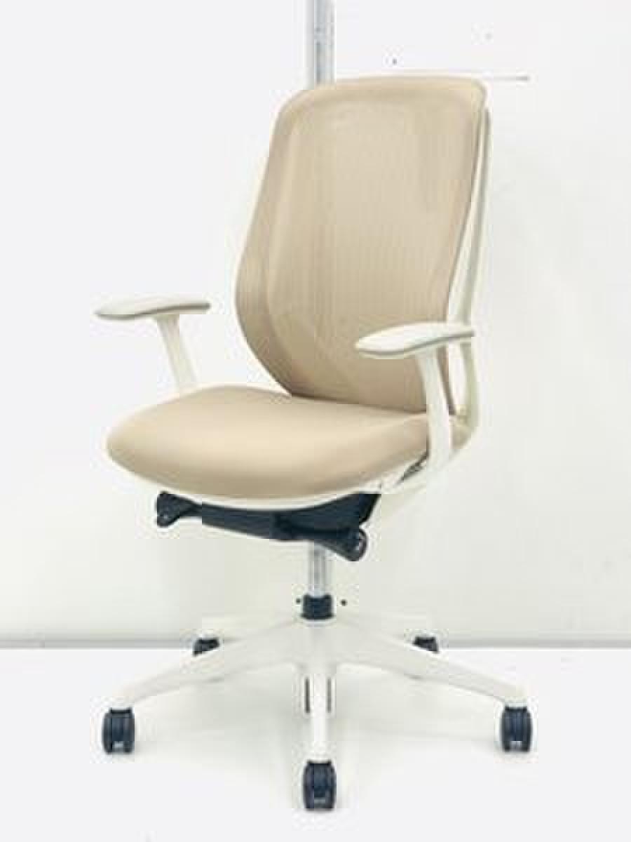 中古】シルフィーメッシュ オカムラ/okamura 肘付ハイバックチェア