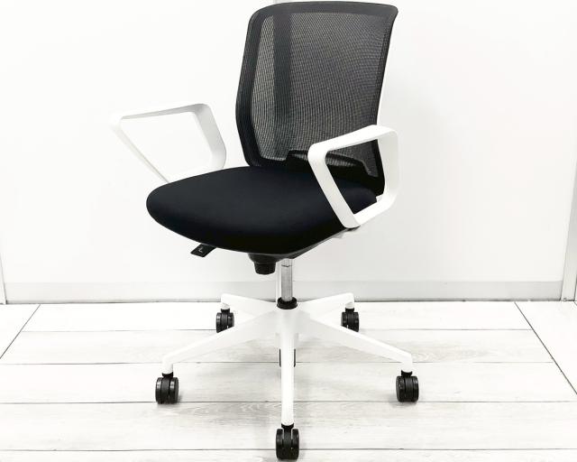 【中古】カリッサ  ウチダ（UCHIDA) 肘付ローバックチェア