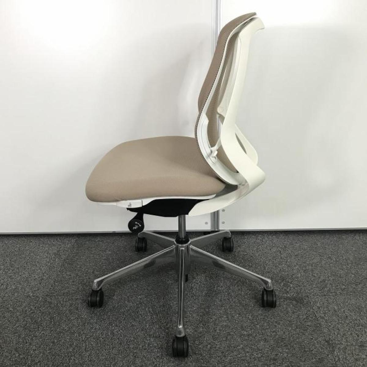 中古】シルフィーメッシュ オカムラ/okamura 肘無ローバックチェア