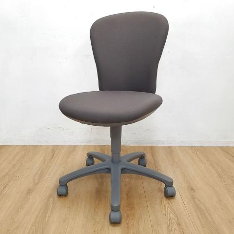 【中古】レグノチェア2  コクヨ（KOKUYO） 肘無ローバックチェア