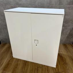 【若干小ぶりな高さ965㎜！】マルチアクセスハンドル！使い勝手抜群で清潔感のあるホワイトカラーと高いデザイン性・利便性が人気！【在庫入替セール品！】
■オカムラ/レクトライン/ホワイト　天板付き