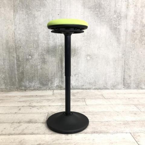 【中古】ピルエット L122EA オカムラ（okamura） ミーティングチェア