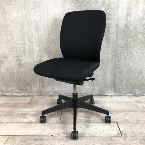 【中古】フルゴ KF-440GB-T1T1 イトーキ（ITOKI） 肘無ローバックチェア