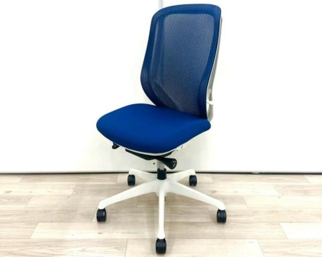 【中古】シルフィーメッシュ C686XW-FMP3 オカムラ（okamura） 肘無ハイバックチェア