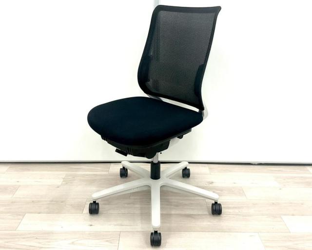 【中古】ミトラシリーズ  コクヨ（KOKUYO） 肘無ローバックチェア