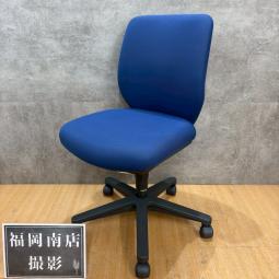 《年末在庫入替セール/㉕/9》コクヨ製のオフィスチェア【セディスタチェア/肘なしローバック/ブルー】が値下されました! *良品を格安で!「オフィスバスターズ福岡南店」は、福岡を拠点として、全国へ中古オフィス用品・オフィス家具を提供しております。
