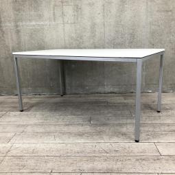 【博】【シンプルな4本脚テーブル！】◆オカムラ/トレッセ　会議テーブル《オフィスバスターズ福岡博多店は、福岡を拠点として、日本全国へ中古オフィス用品・オフィス家具を提供しております》