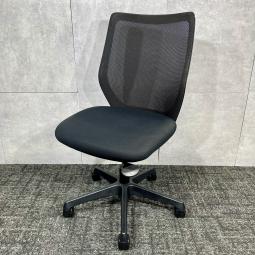 【博】【コンパクトで高機能なチェア！】◆オカムラ/CG-M　メッシュ　ローバック　ブラック　《オフィスバスターズ福岡博多店は、福岡を拠点として、日本全国へ中古オフィス用品・オフィス家具を提供しております》