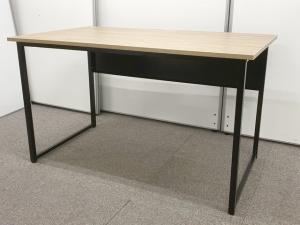 【未使用品！】【オフィストレンドの最先端！　オシャレな木目調の天板が印象的なデスクが入荷いたしました！】■平机　■井上金庫
■木目ナチュラル(フォレスト天板)　■ABW商材
