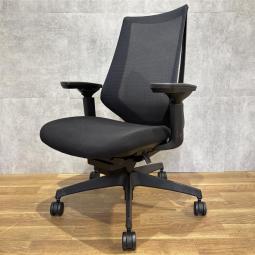 【期間限定】　【大特価】　【セール】　【格安】　【西】　【チェア】　【椅子】　【イス】　【事務椅子】　【デスク】　【机】
【書庫】　【書棚】　【棚】　【ラック】　【収納】　【格安】　【安い】　【メーカー】　【レイアウト変更】　【模様替え】【2020年製】ワークチェア メッシュタイプ アジャストアーム 可動肘 アームレスト付 ブラックボディ オススメ(おすすめ) 大人気 ・KOKUYO/コクヨ ・Duora/デュオラ