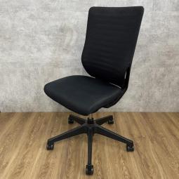 《在庫入替セール/㉔/7》イトーキ製のオフィスチェア【エピオス】が値下されました! 中古 オフィス 入れ替え 買い替え 腰痛 姿勢 *福岡市で中古オフィス家具をお探しなら、オフィスバスターズ福岡南店へ!