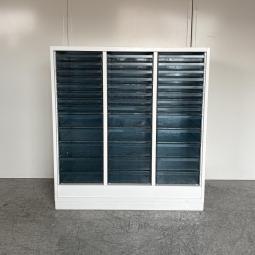 【在庫セール品・1台限定】【T12】■コクヨ(KOKUYO) エディア(EDIA) クリスタルトレー ■3列(浅型8個+深型5個) ■ホワイト【袖引き出しが4段!コンパクトサイズで人気の片袖デスク!】