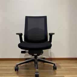 【西】※※残り1脚限定※※★クレジットカード決済優先★【先進ワークスタイルに対応する革新的機能と最高の座り心地！】■コクヨ（KOKUYO）　インスパイン（INSPINE）　ハイバック　肘付き　背面メッシュ　■ランバーサポート付き　■固定肘　■ブラック【福岡西店在庫】　 【チェア】【椅子】【イス】【事務椅子】【デスク】【机】
【書庫】【書棚】【棚】【ラック】【収納】【格安】【安い】【メーカー】【レイアウト変更】【模様替え】【福岡オフィス家具】【福岡中古家具】【中古事務什器】【中古チェア】【中古椅子】
。