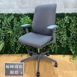 ★2022年製★オカムラ製のオフィスチェア【スフィアチェア】が入荷しました！　＊良品を格安で！「オフィスバスターズ福岡南店」は、福岡を拠点として、全国へ中古オフィス用品・オフィス家具を提供しております。