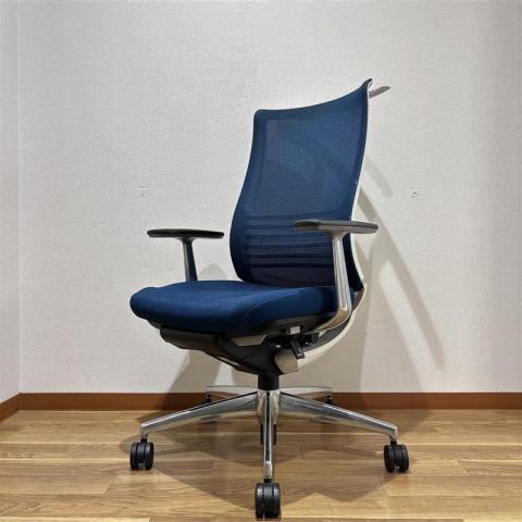 【中古】ベゼル アルミポリッシュ  コクヨ（KOKUYO） 肘付ハイバックチェア