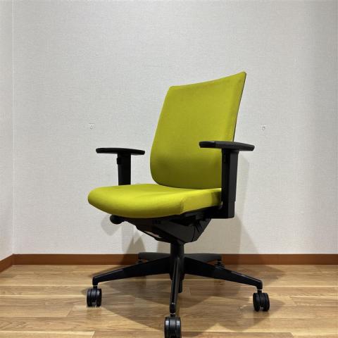 【中古】ウィザード2  コクヨ（KOKUYO） 肘付ハイバックチェア