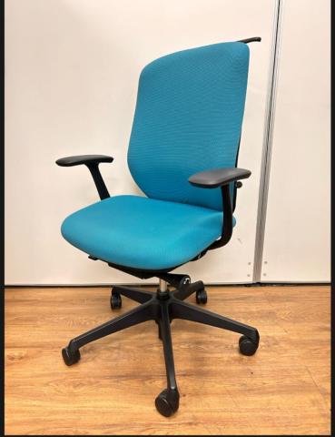 【中古】シルフィー  オカムラ（okamura） 肘付ハイバックチェア