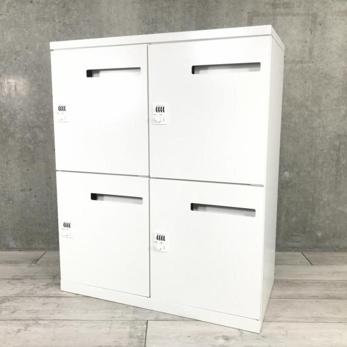 4人用メールロッカーが入荷！棚板・投入口付で便利！！ダイヤル錠式！フリアド化におすすめ！■オカムラ/レクトライン/ホワイト　※非常用キーご希望の場合は別途ご連絡ください！
                        レクトラインロッカー
                                    中古
            