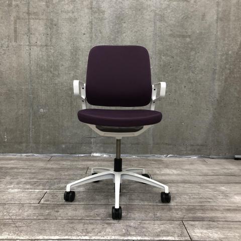 【中古】レヴィ KG-525PV-WWX7 イトーキ（ITOKI） ミーティングチェア