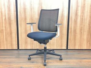 【すっきりと上質なデザイン！快適な座り心地を実現するオフィスチェア！】■コクヨ（KOKUYO）製　ミトラ (Mitra)　スタンダードバック　ローバック肘無し　背面メッシュ　■ブラック【AD】