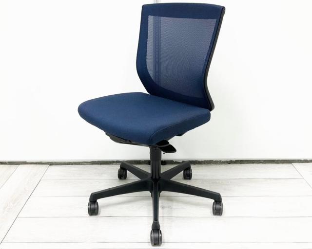 【中古】エスクードメッシュ C431ZR　FHB4 オカムラ（okamura） 肘無ローバックチェア