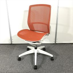 【デザインと機能性を追求したオカムラの技術の結晶！自然な姿勢で作業・リラックス可能！】■オカムラ製　フィノラ　肘無しミドルバッグチェア　■オレンジ【OKT13】【関東倉庫在庫品】【弊社使用欄：】