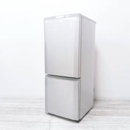 【ラウンドカットが美しいコンパクト２ドア冷蔵庫の入荷です】■型番：MR-P15A-S■三菱■冷蔵庫