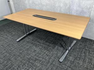 【レア商品入荷！W1800で4～6名想定で使用できます！】オカムラ製　インターレイス　W1800　大型テーブル　《オフィスバスターズ福岡博多店は、福岡を拠点として、日本全国へ中古オフィス用品・オフィス家具を提供しております》