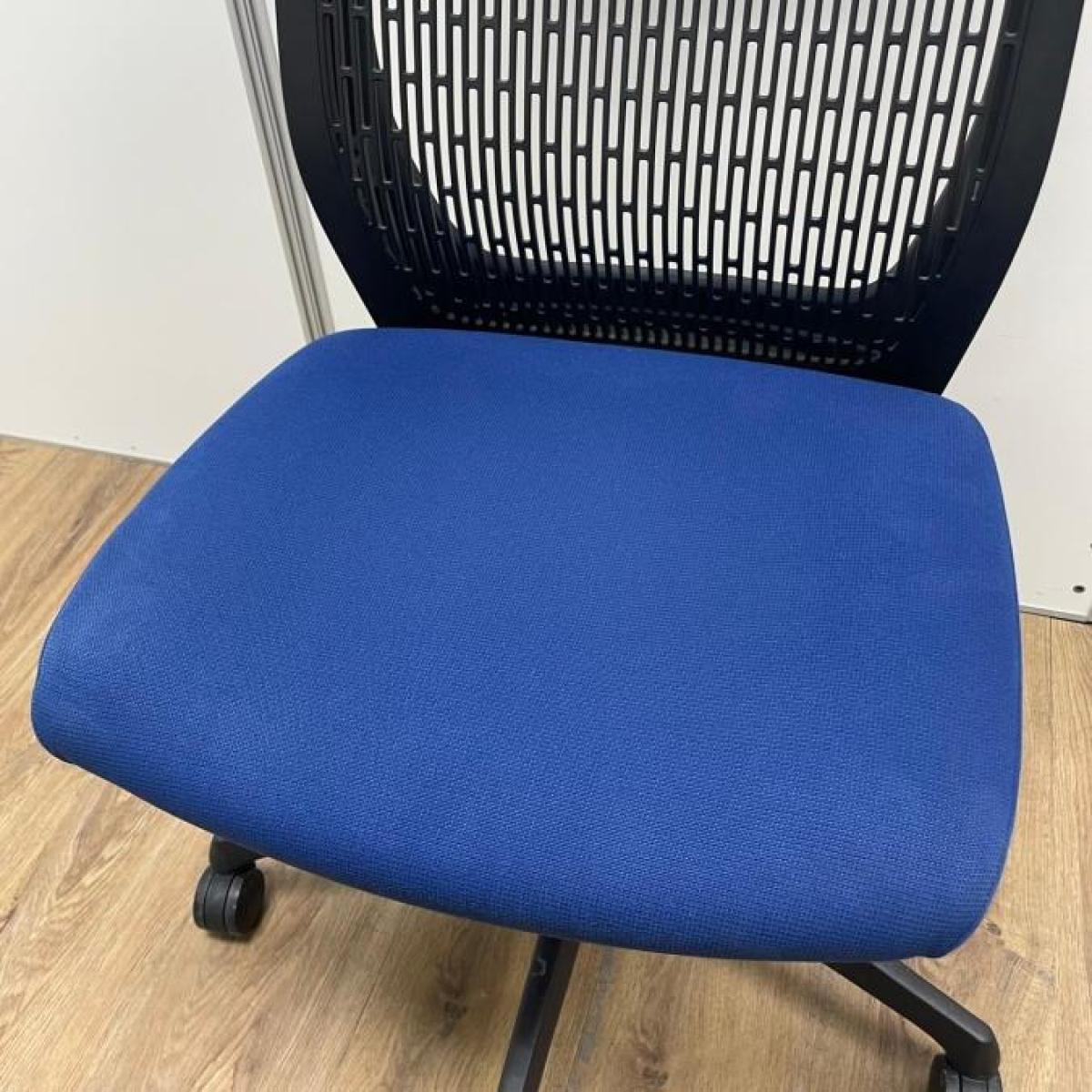 中古】ヴィスコンテチェア オカムラ/okamura 肘無ハイバックチェア