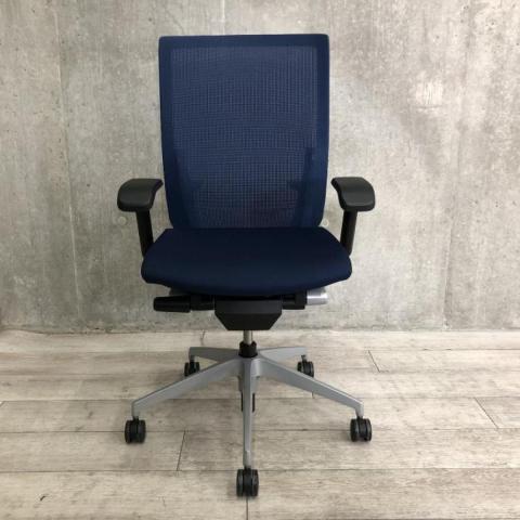 【中古】ヴェントチェア KE-830JB-Z5B2 イトーキ（ITOKI） 肘付ハイバックチェア