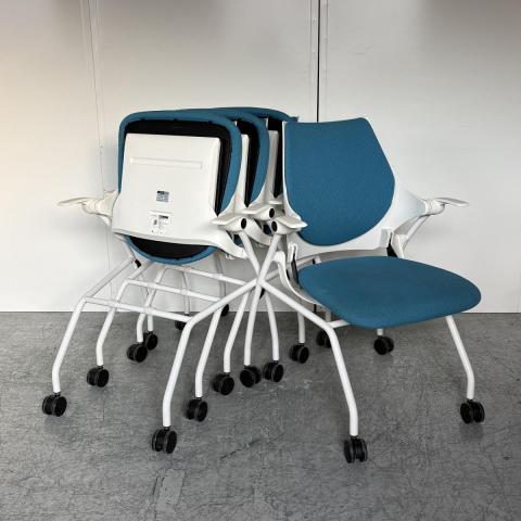 【中古】イプサ KLD155NGSW9W9A3 イトーキ（ITOKI） ネスティングチェア