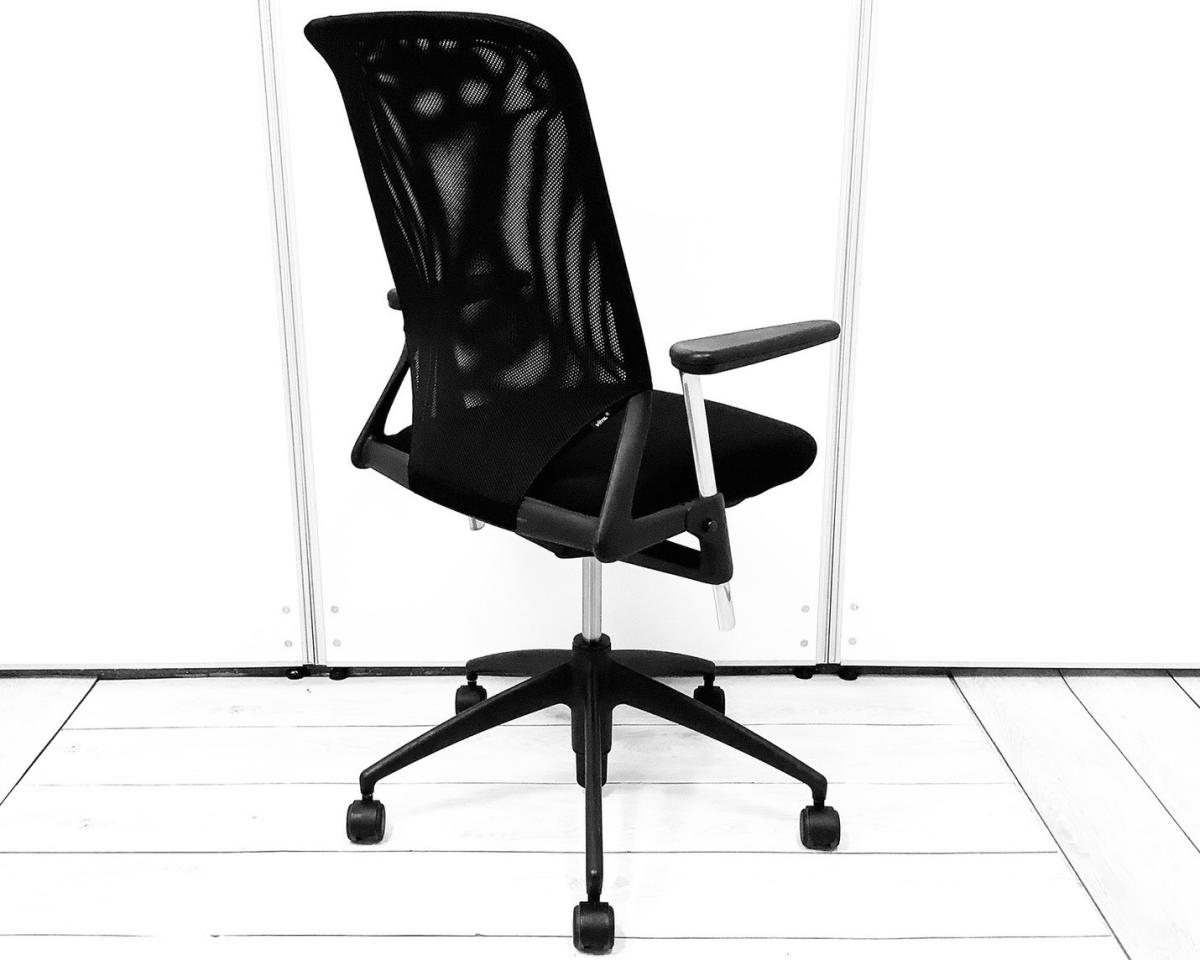 中古】メダ2チェア vitra/ヴィトラ 肘付ハイバックチェア 563160