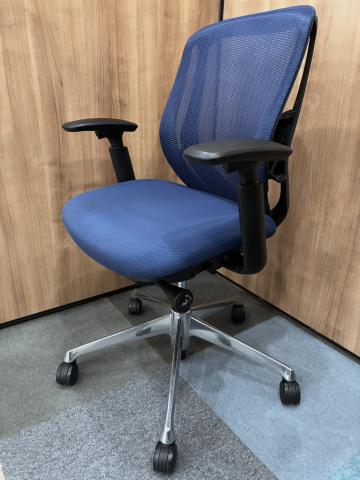 【中古】シルフィーメッシュ  オカムラ（okamura） 肘付ハイバックチェア