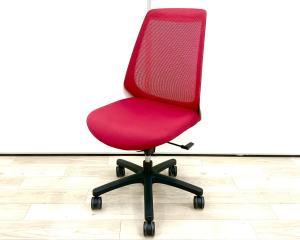 【在庫入替セール品】　■イトーキ（ITOKI）　 ■ノナ（nona）チェア　■ラズベリーレッド × ホワイトフレーム　■ハイバック　■肘無　■背面メッシュ　■オススメ/人気/定番商品　【弊社使用欄：A01018468】