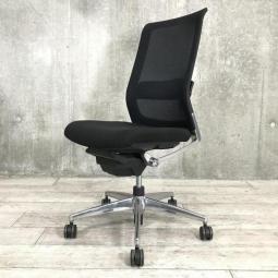 【西】～軽やかに働く、快適メッシュチェア～【12月中旬入荷】【コクヨ】【エアフォート】【メッシュ】【ブラック】【ハイバック】【チェア】【椅子】【イス】【事務椅子】【デスク】【机】【書庫】【書棚】【棚】【ラック】【収納】【格安】【安い】【メーカー】【レイアウト変更】【模様替え】【福岡オフィス家具】【福岡中古家具】【中古事務什器】【中古チェア】【中古椅子】